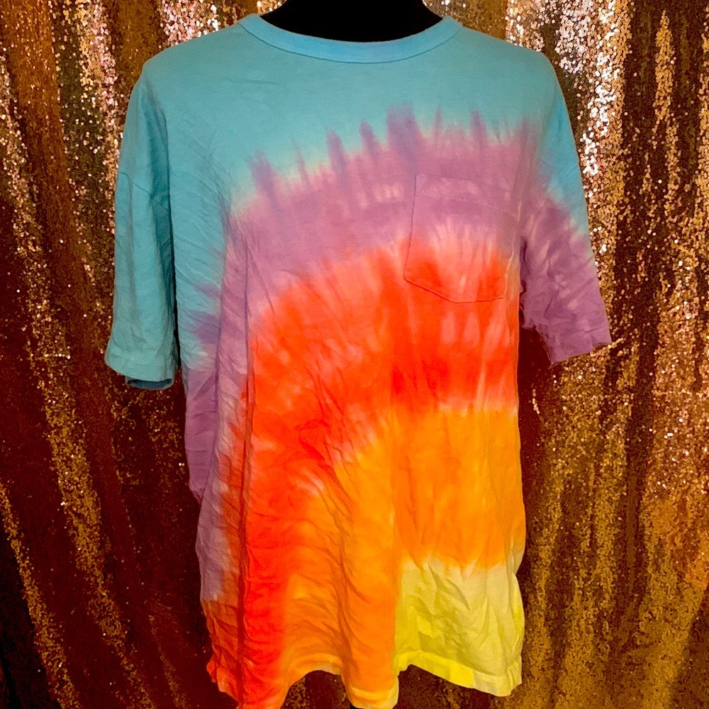 Tie-dye short sleeve shirt